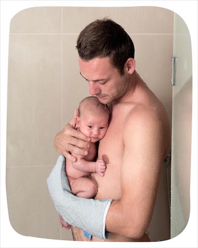 Gant de toilette bébé pour la douche